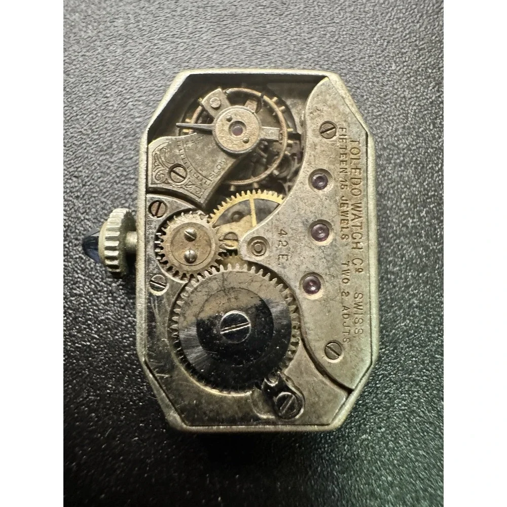 Vintage Toledo Watch Company Swiss 15 Jewels Wristwatch Movement‎